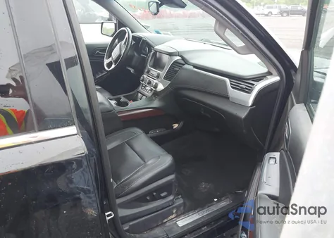 2017 GMC Yukon Xl Slt z USA, uszkodzony, nr VIN 1GKS2GKC9HR366392